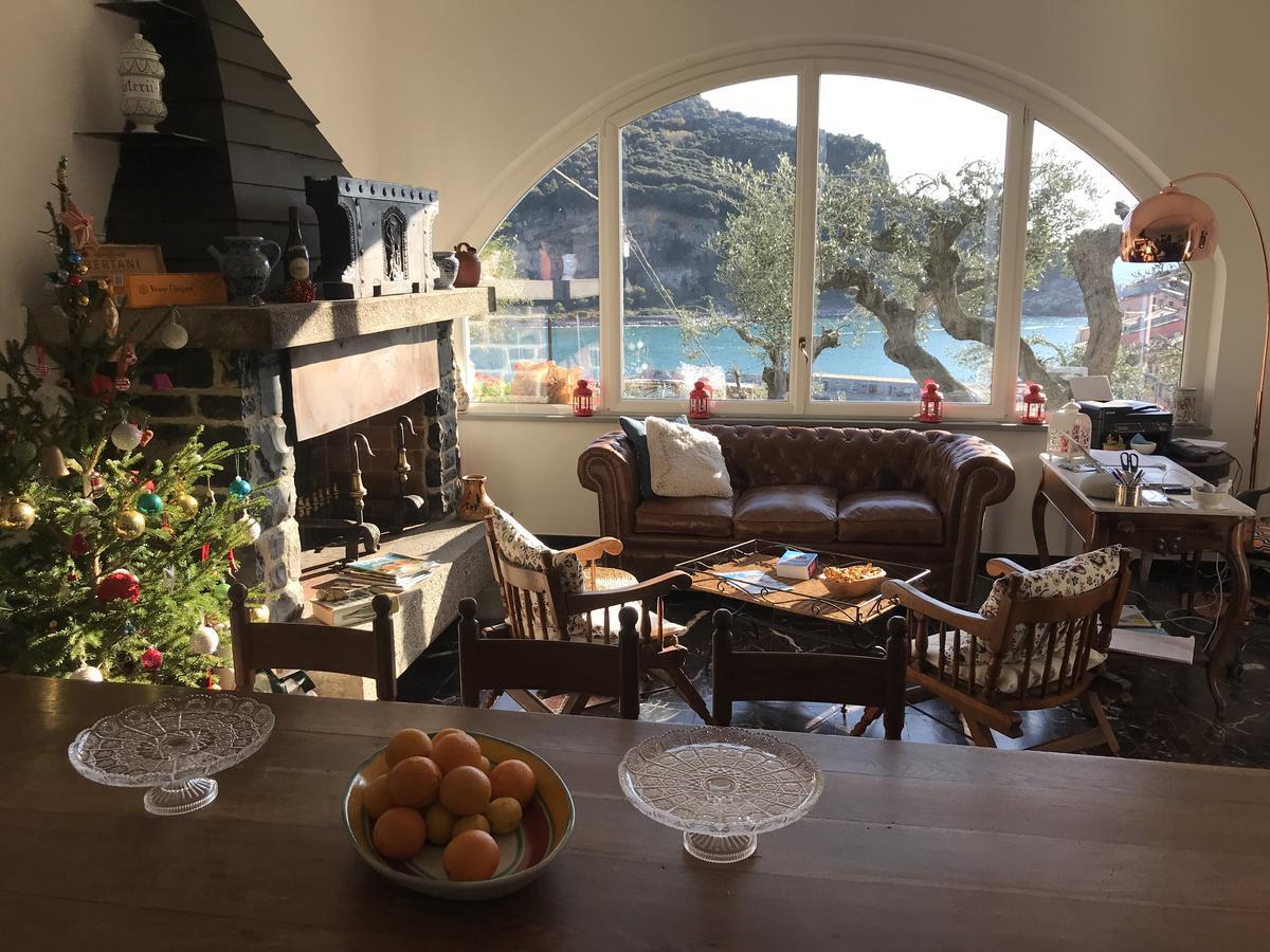 לינה וארוחת בוקר פורטו ונרה Relais Santa Caterina מראה חיצוני תמונה